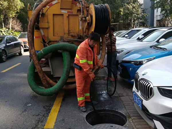 熊口管理区排污管道清淤