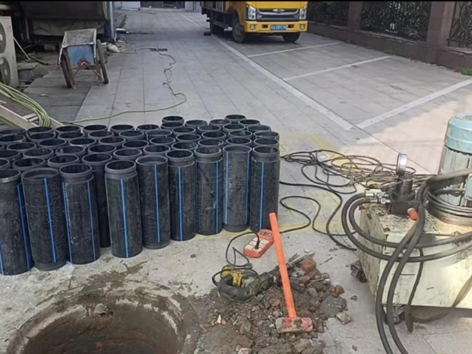 熊口管理区PE置换管厂家 DN315置换管 非开挖管短管置换